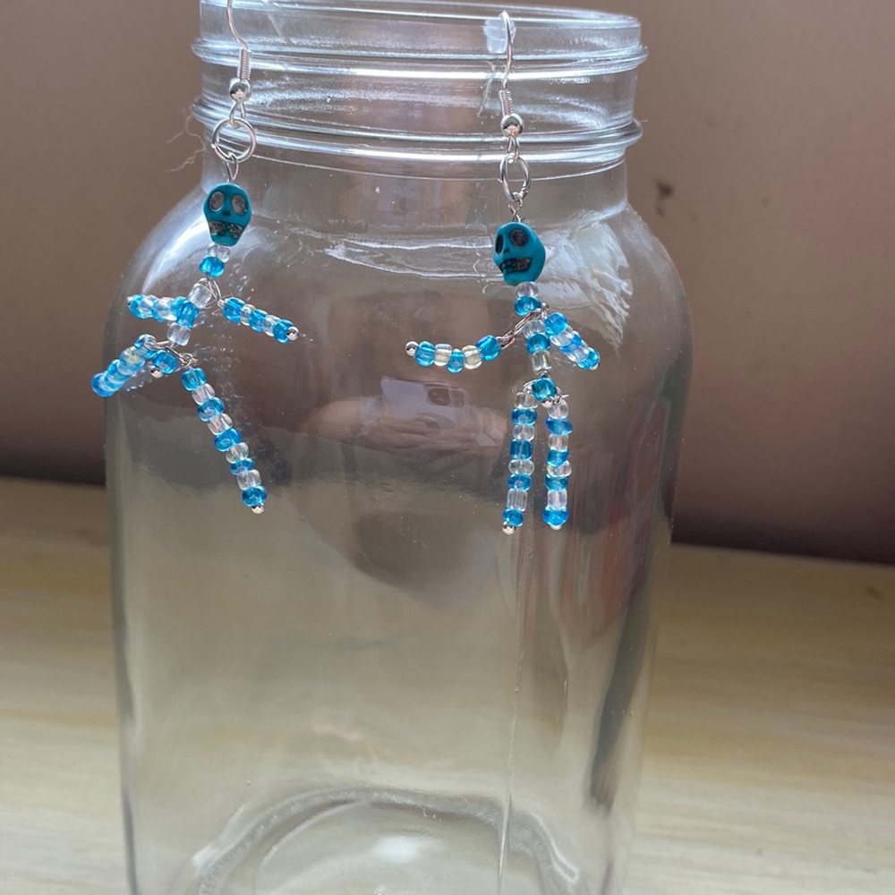 ❤️ 5 for $20 ❤️ Beaded skeleton earrings